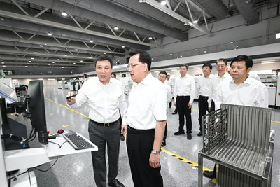 袁家軍在調(diào)研經(jīng)濟運行情況時強調(diào)突出效益導(dǎo)向 精準服務(wù)企業(yè)更好實現(xiàn)經(jīng)濟質(zhì)的有效提升和量的合理增長